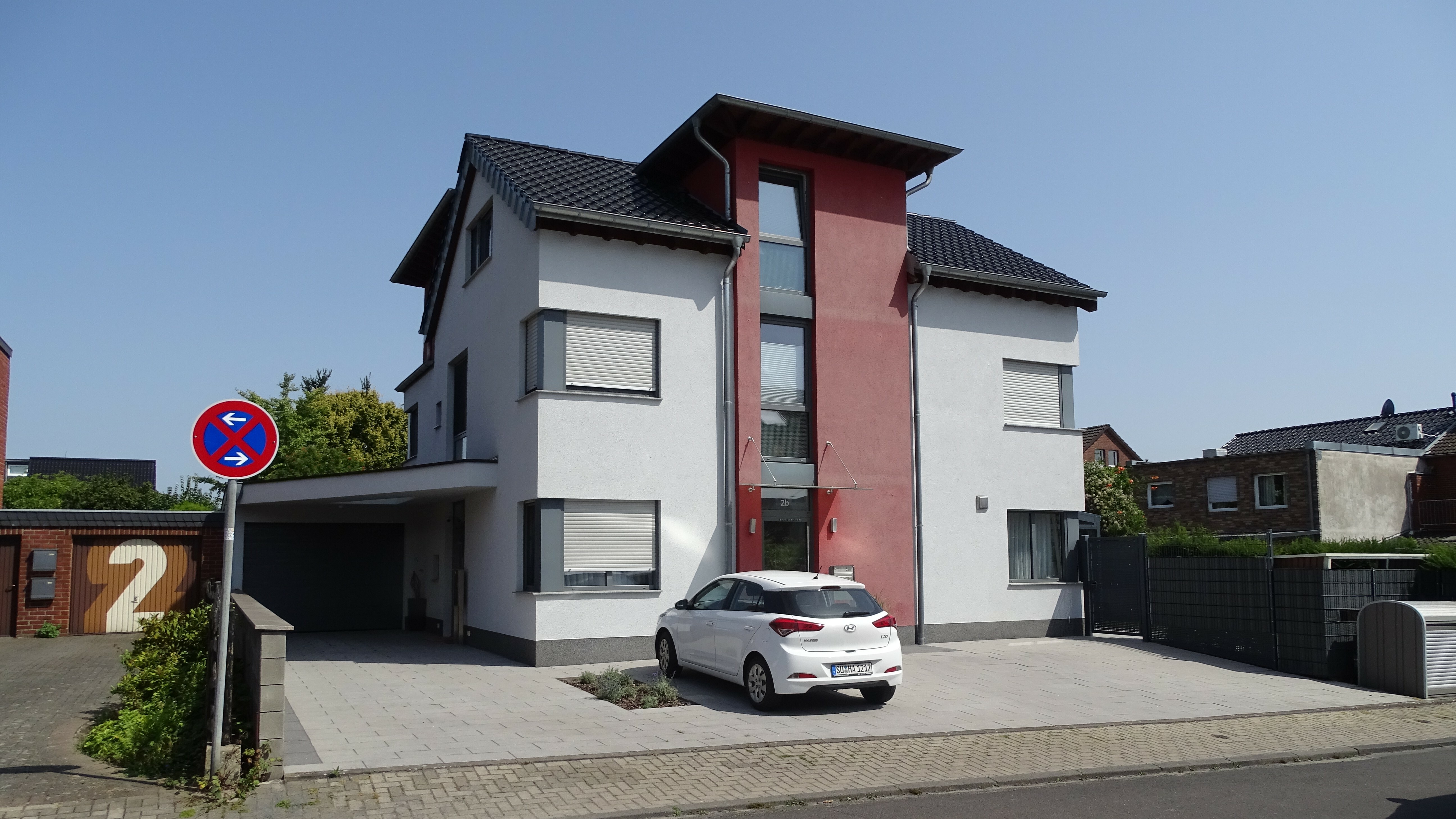 Investment-Chance in Frechen: 'Haus-im-Haus'-Maisonette mit separatem Eingang & Staffelmiete (ETW 2)
